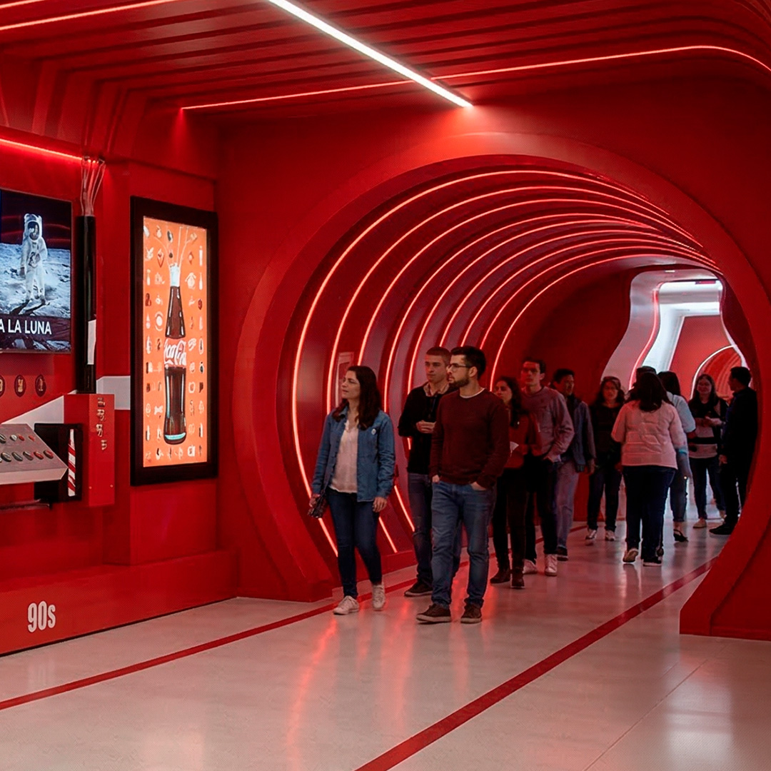Experiencia inmersiva Coca-Cola en punto de venta